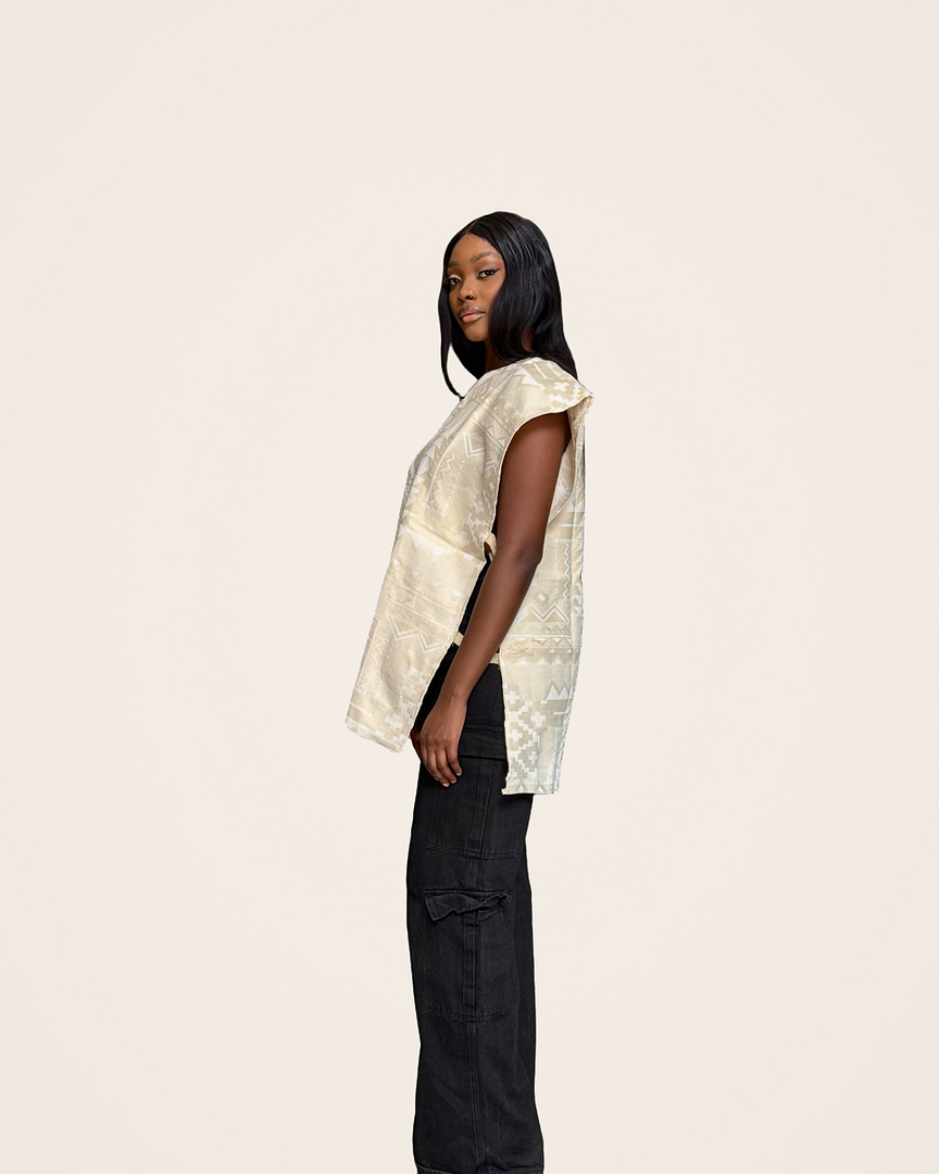 Coconut Qowa top, side view